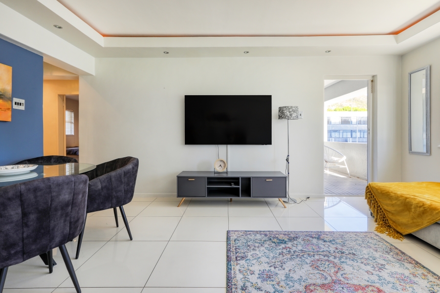 2 Bedroom Property for Sale in Sea Point Western Cape